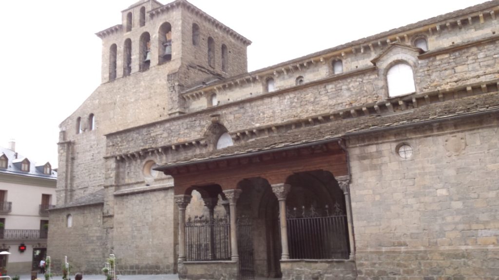 романский стиль испания