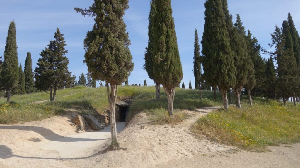 Дольмен Эль-Ромераль в Антекере, Испания