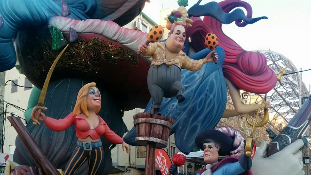 Праздник Фальяс в Валенсии