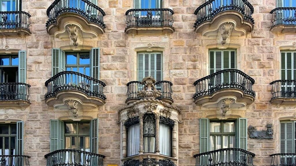 Архитектура Гауди